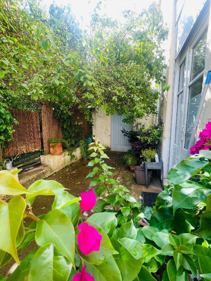 Апартаменти Le Jardin Croix Roussien Ліон Екстер'єр фото